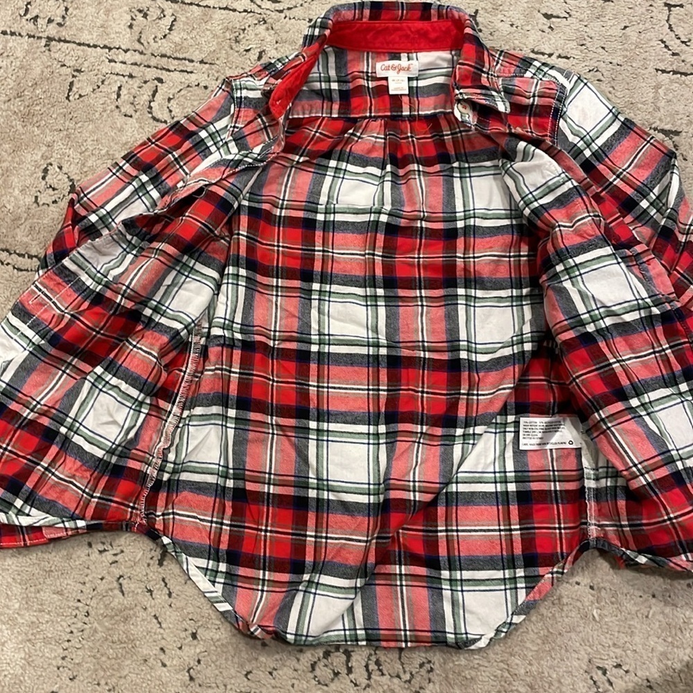 Cat & Jack Red Plaid Kids Button Down Shirt - Picture 8 of 9